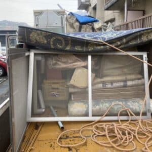 神戸市で市営住宅のお家丸ごと不用品処分