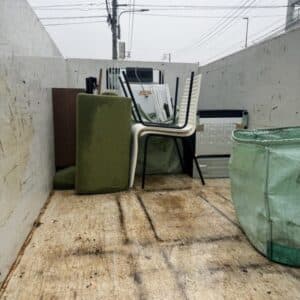 芦屋市で引越しに伴いソファ、椅子など回収