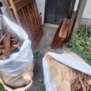 長崎県東彼杵町で解体前に建具を処分
