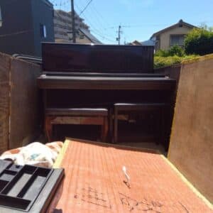 大村市で不要になった大型ピアノを一軒家から回収