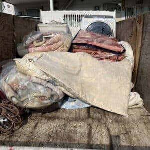 大分市でご家族のお引っ越しのため、布団、洗濯機、冷蔵庫等の回収
